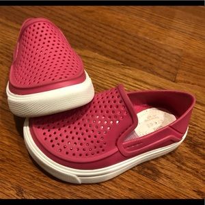 Crocs toddler girl slip on shoes